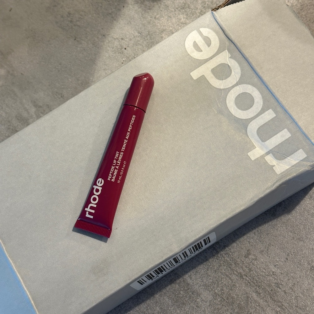 RHODE lip tint raspberry jelly Hailey Bieber lip peptide